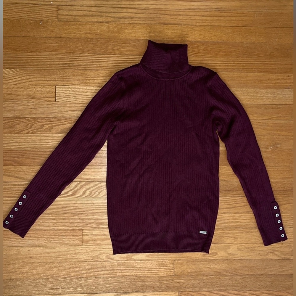 Calvin Klein Turtleneck Sweater Size Small- New with tags